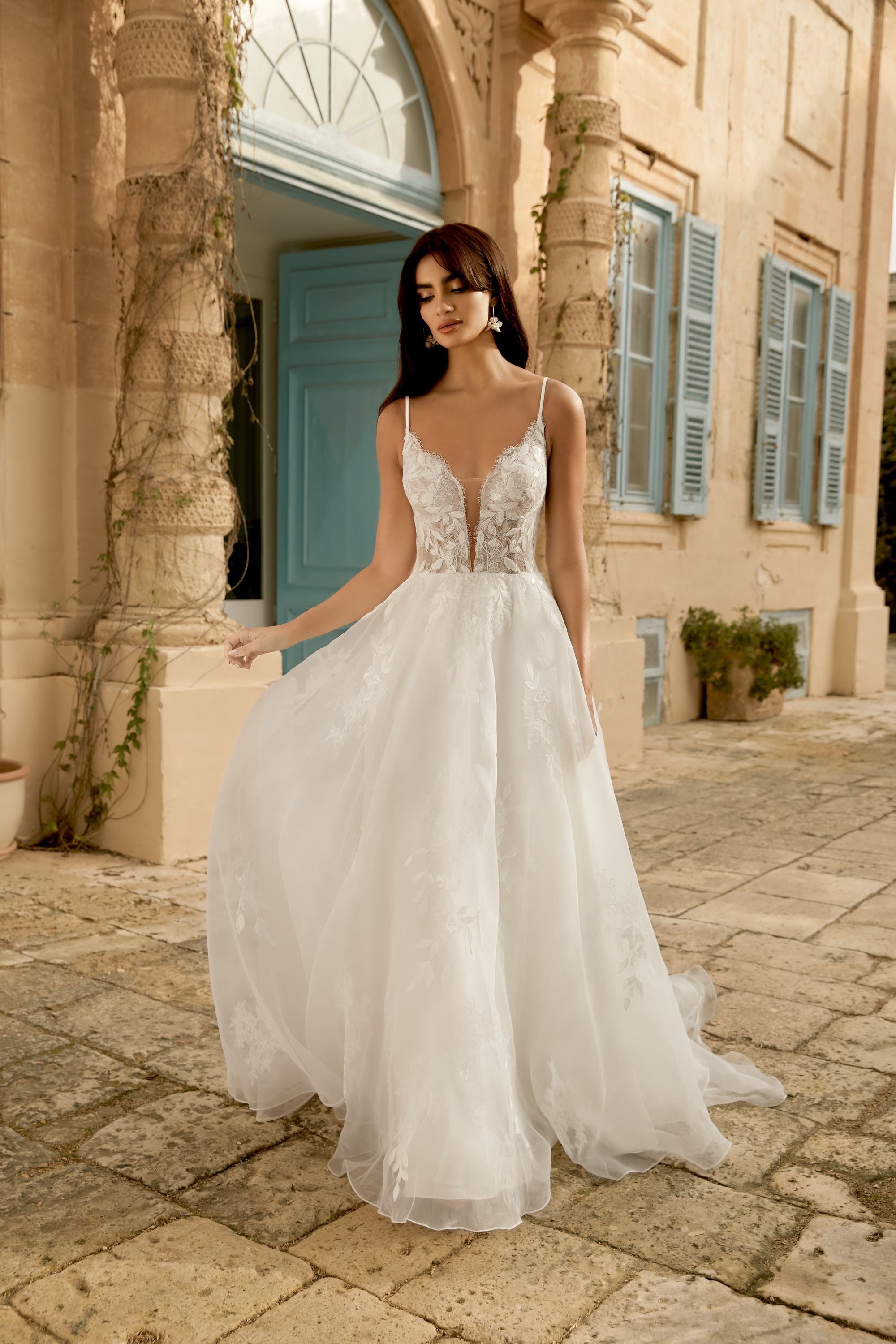 44486 Wedding Dress