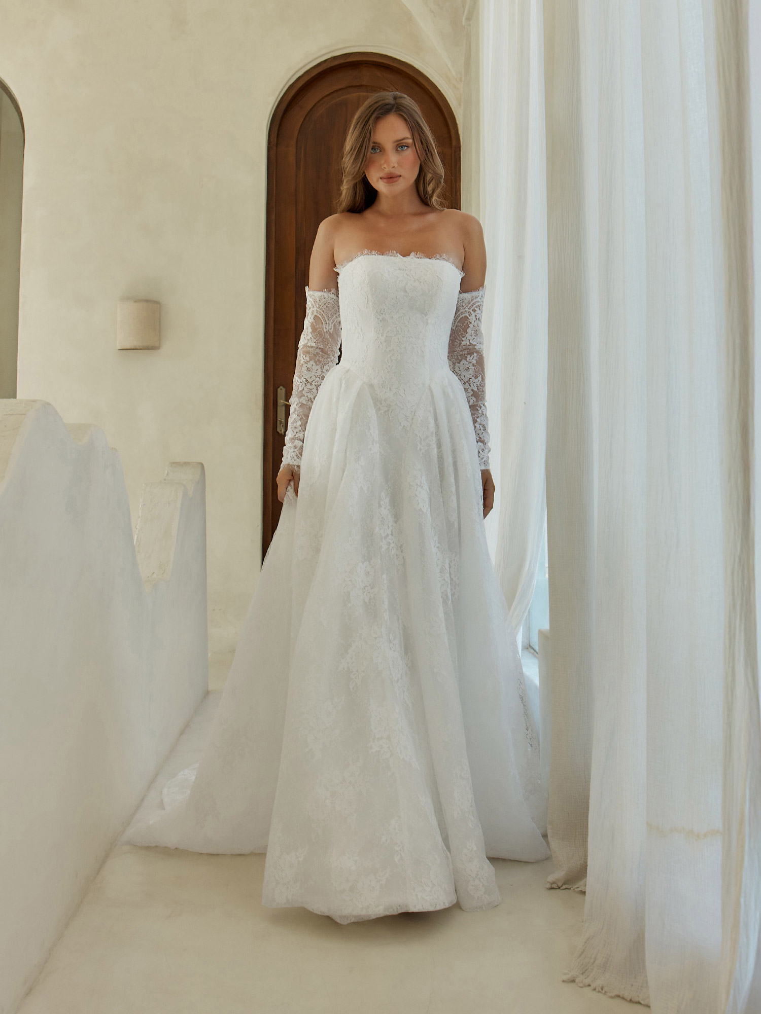 Serene bridal gown, style SR2608 — Garner