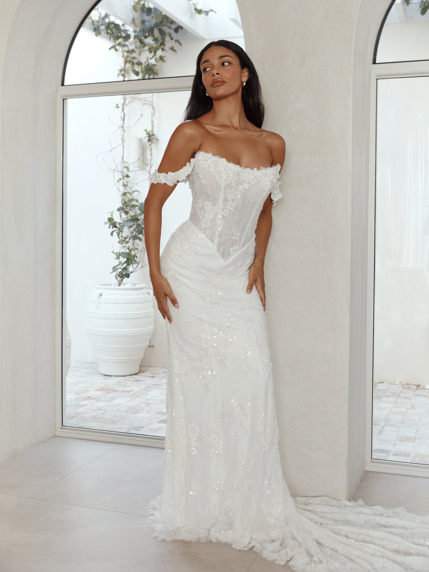 Serene bridal gown, style SR2655 — Vendela